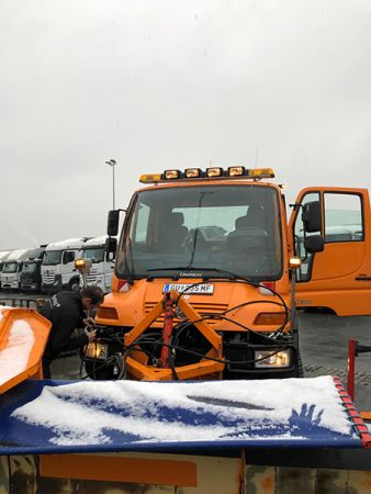 Bernd Macher Unimog U423 001